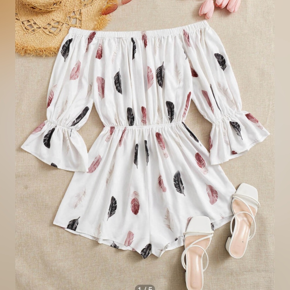 SHEIN VCAY Feather Print Off Shoulder Flounce Sleeve Romper Size M
